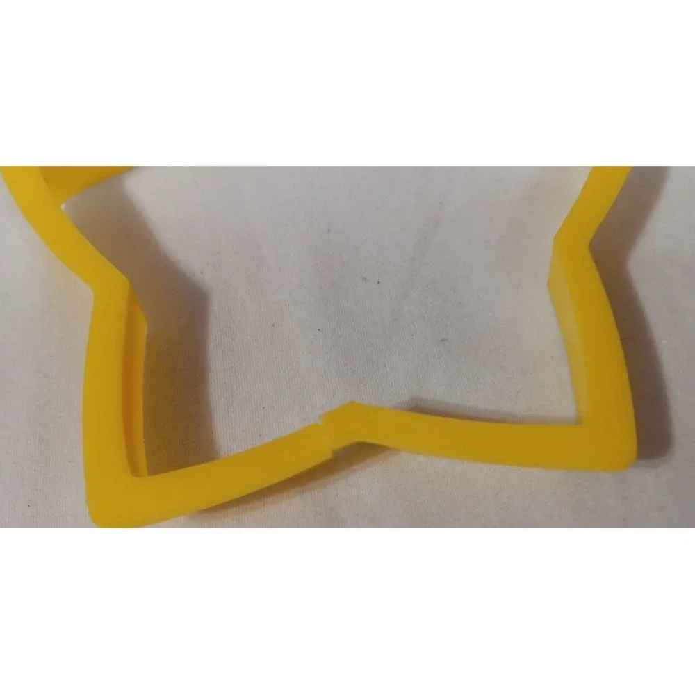 Christmas Cookie Cutters Plastic‎ Lot Of 9 READ